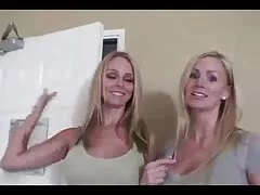 MILF chaude bien baisée par le petit ami de sa fille