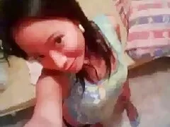 La beauté Haley Reed aime son cul béant!