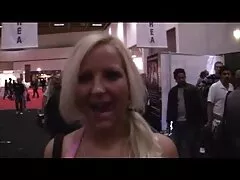 Soirée sexe l'après-midi avec Amazing Nine Elle