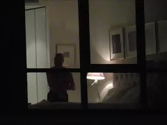 Adria Rae se fait punir son cul serré pour ses crimes