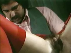 Ricky Spaanish calme la mère d'un ami avec son pénis !