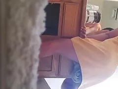 La beauté Haley Reed aime son cul béant!